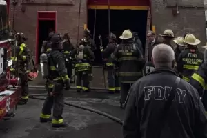 Explosi�n y fuego en un astillero de Estados Unidos dej� 16 heridos