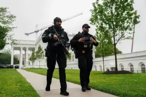 Disparos y m�xima tensi�n en la Casa Blanca: despliegan fuerte operativo de seguridad