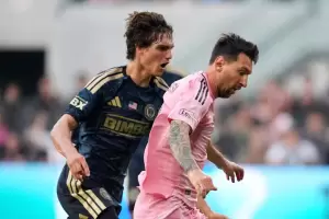 Inter Miami gan� un partidazo ante Philadelphia Union, pero preocupa la lesi�n de Messi