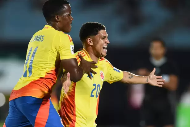 Sin Villa y con jugadores del f�tbol argentino. Colombia present� su lista para el Mundial