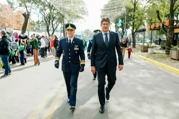 "Vamos y nos olvidamos de todo": un intendente pidi� licencia para ir al Mundial con amigos