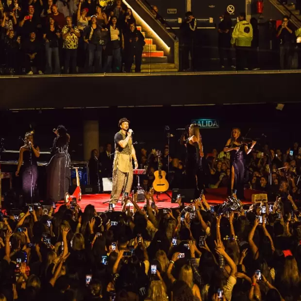 Arjona sigue rompiendo r�cords en Argentina: agota funciones y suma m�s shows