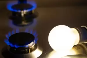 El Gobierno extendi� subsidios a la luz y el gas para amortiguar el impacto del invierno