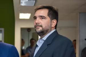 Detuvieron al extitular de Arsat con m�s de US$650.000 y droga en su departamento