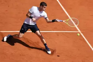Juanma Cer�ndolo va por otro golpe: busca los cuartos ante Berrettini en Roland Garros