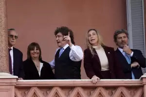 Bullrich ofreci� su renuncia como jefa de bloque y Milei se la rechaz�