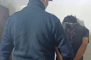 Violencia intrafamiliar en Catamarca: golpe� a su hermano y lo amenaz� con un cuchillo