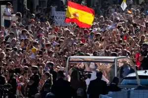 Le�n XIV reuni� a 1,2 millones de personas en Madrid y llam� a no buscar "un pan que no sacia"