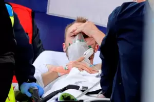 Preocupaci�n en Dinamarca: Eriksen se volvi� a desplomar en el campo de juego