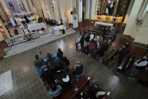 Los periodistas celebraron su d�a junto al Beato Esqui�: misa y confraternidad
