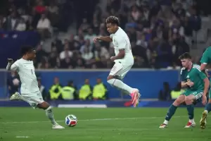 Francia se despidi� de su gente con una goleada ante Irlanda del Norte