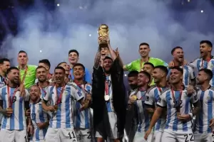 Real Madrid va a la carga por un campe�n del mundo: la millonaria oferta que le ofreci�