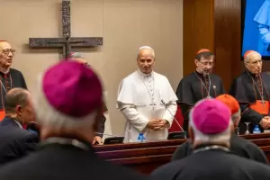El lado m�s bromista de Le�n XIV en Espa�a: Para la IA el Papa sigue siendo Francisco