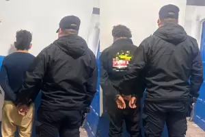Dos aprehendidos tras protagonizar una violenta fresca en la Capital