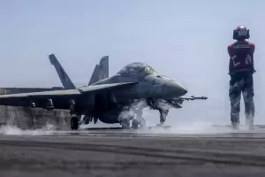 Estados Unidos lanz� ataques contra Ir�n tras el derribo de un helic�ptero Apache
