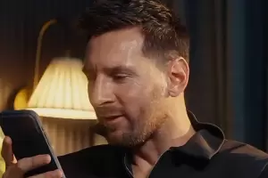 VIDEO: Messi sorprendi� al pedirle a la IA que le ti�era el cabello