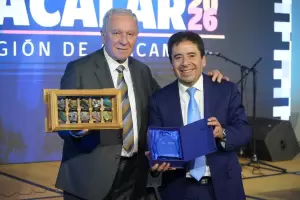 Dusso fue distinguido en Atacalar 2026 por su defensa de la integraci�n regional y el Paso San Francisco