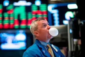 El riesgo pa�s se acerca a los 450 puntos, tras suba de bonos argentinos