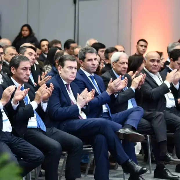 Jalil reivindic� el papel de las econom�as regionales y el crecimiento federal
