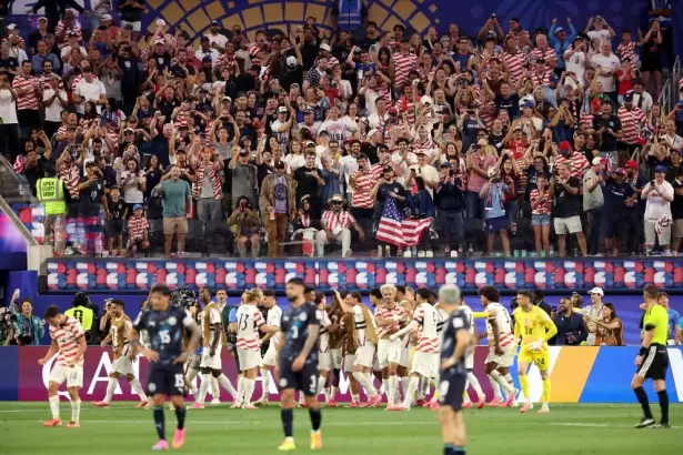 El Estados Unidos de Pochettino aplast� al Paraguay de Alfaro en su debut en el Mundial