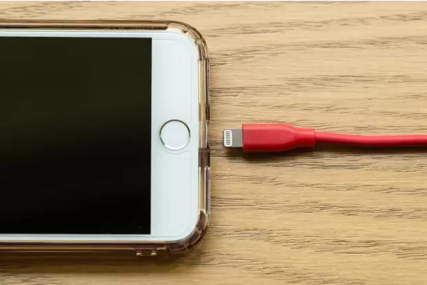 La forma correcta de cargar tu celular para que dure m�s la bater�a