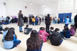 Salud Mental fortalece estrategias de prevenci�n del suicidio con adolescentes
