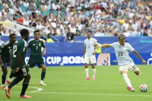 Uruguay reaccion� a tiempo y  se lo empat� a Arabia Saudita