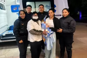 Polic�a salv� a un beb� de 14 d�as tras una r�pida intervenci�n