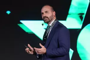 Condenaron a Eduardo Bolsonaro por buscar ayuda de Trump para boicotear el juicio a su padre