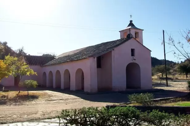 Dram�tico deterioro de la Capilla del Rosario: alertan sobre el riesgo de colapso del techo