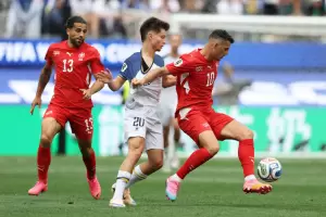 Suiza gole� a Bosnia y qued� a un paso de los 16avos de final