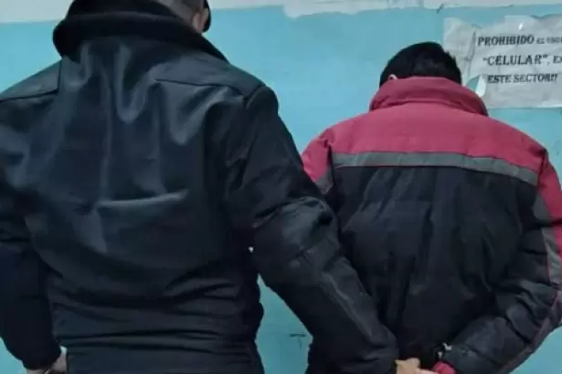 Depravado: realiz� tocamientos imp�dicos a una mujer en un comercio