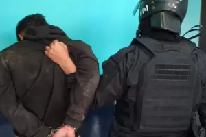 Violento episodio familiar en Catamarca: persecuci�n y aprehensi�n de un joven