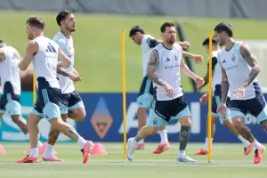 La Selecci�n argentina viajar� por la tarde a Dallas para concentrarse antes de Austria