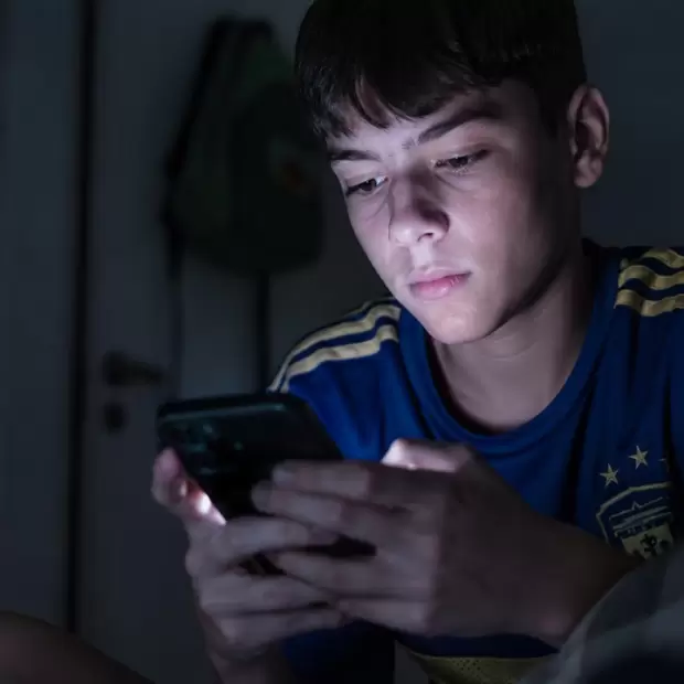 Los chicos, las apuestas y el mundial: "Le roban la tarjeta a los padres desde temprana edad"
