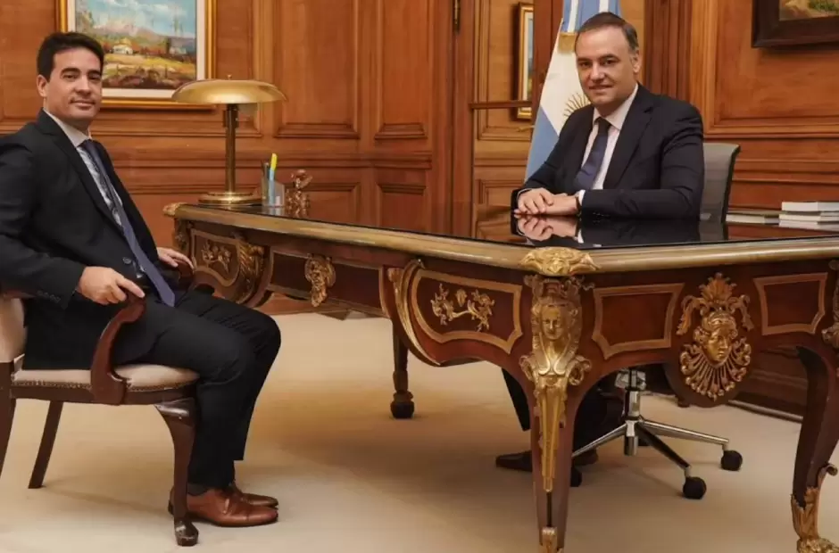 Manuel Adorni y Adri�n Ravier