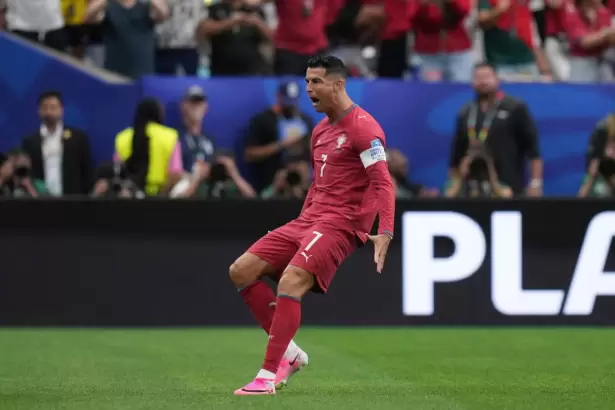 Mundial en etapa de definici�n: Portugal, Espa�a, Croacia y Austria buscan un lugar en los octavos