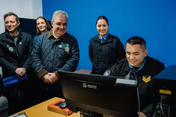 Londres sum� una oficina digital de antecedentes y reforz� recursos policiales