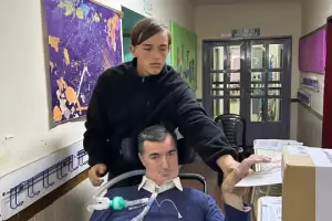 Esteban Bullrich renunci� al PRO y apunt� contra "la protecci�n brindada a Adorni"