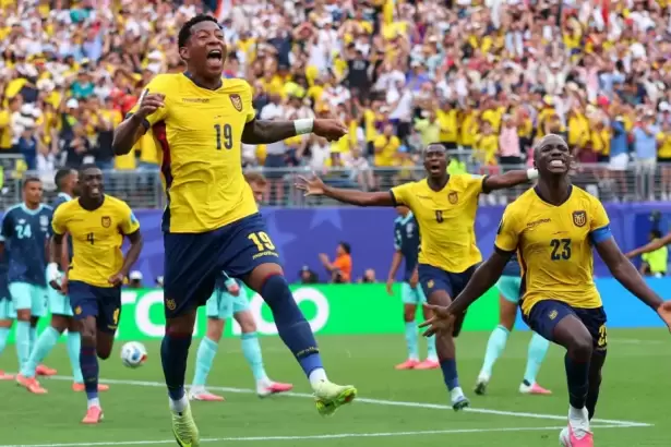 Ecuador le gan� a Alemania y consigui� una hist�rica clasificaci�n
