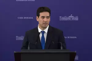 Ravier asumi� como vocero presidencial: "Es un honor ser la voz del Presidente"