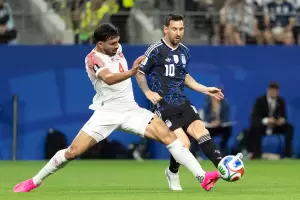 Messi celebr� el triunfo sobre Jordania "Seguimos juntos"