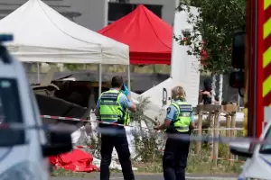 Tragedia en Francia: una avioneta con paracaidistas se estrell�: hay 11 muertos