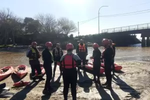 Encontraron el cuerpo de otro de los cinco pescadores desaparecidos en el R�o de la Plata