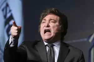 Milei afirm� que los mercados ven su reelecci�n y que la econom�a est� "blindada"