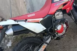 Tras un allanamiento, recuperaron una moto robada en Catamarca