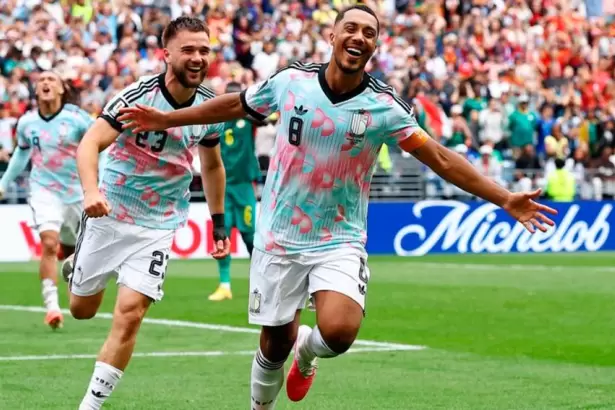 B�lgica venci� a Senegal en un alargue para el infarto y se meti� en los octavos