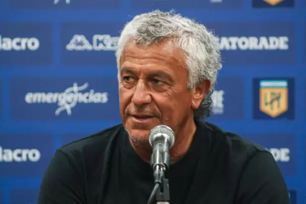 Tras 22 a�os, N�stor "Pipo" Gorosito volver� a dirigir San Lorenzo