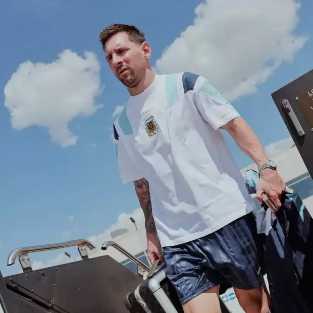 Argentina arrib� a Miami para el duelo ante Cabo Verde por los dieciseisavos de final