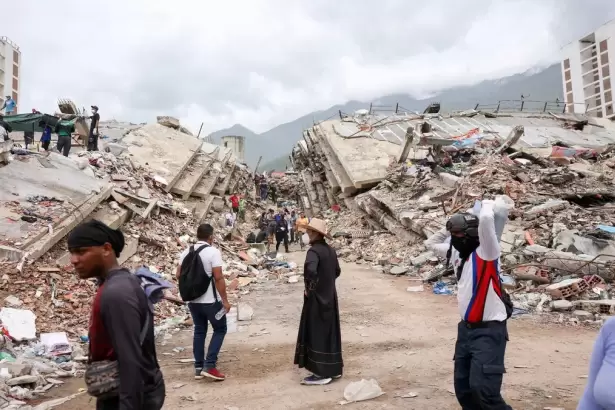 Venezuela elev� a 2.645 la cifra de muertos por los terremotos